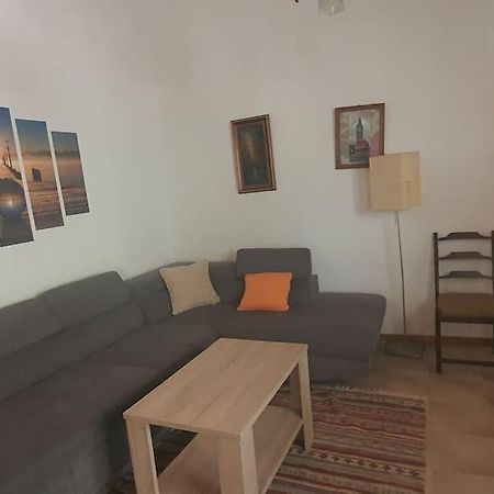 FofolaConfortable House In Natureアパートメント エクステリア 写真